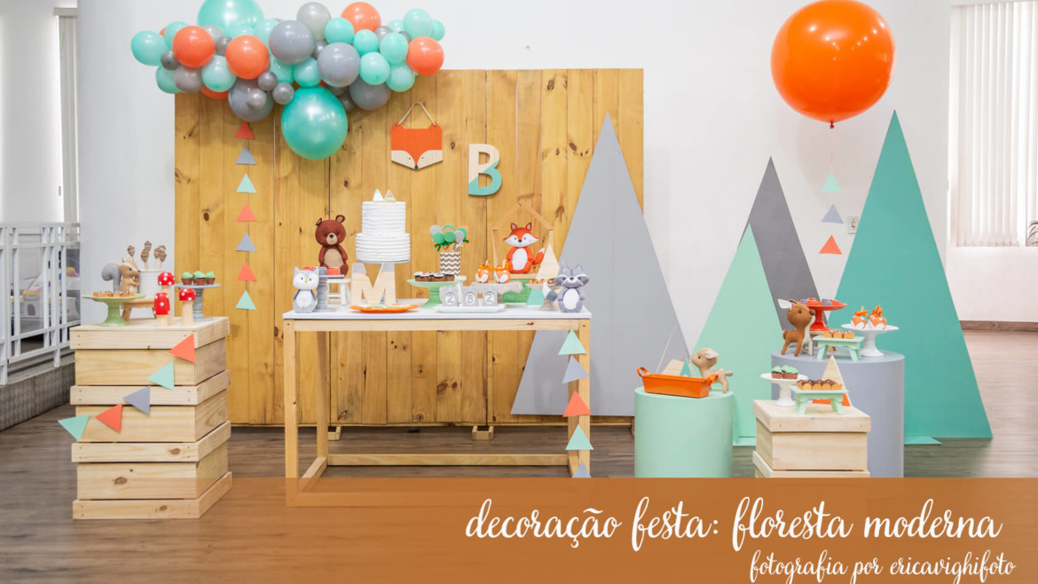 Fotografia de decoração de festa: floresta moderninha